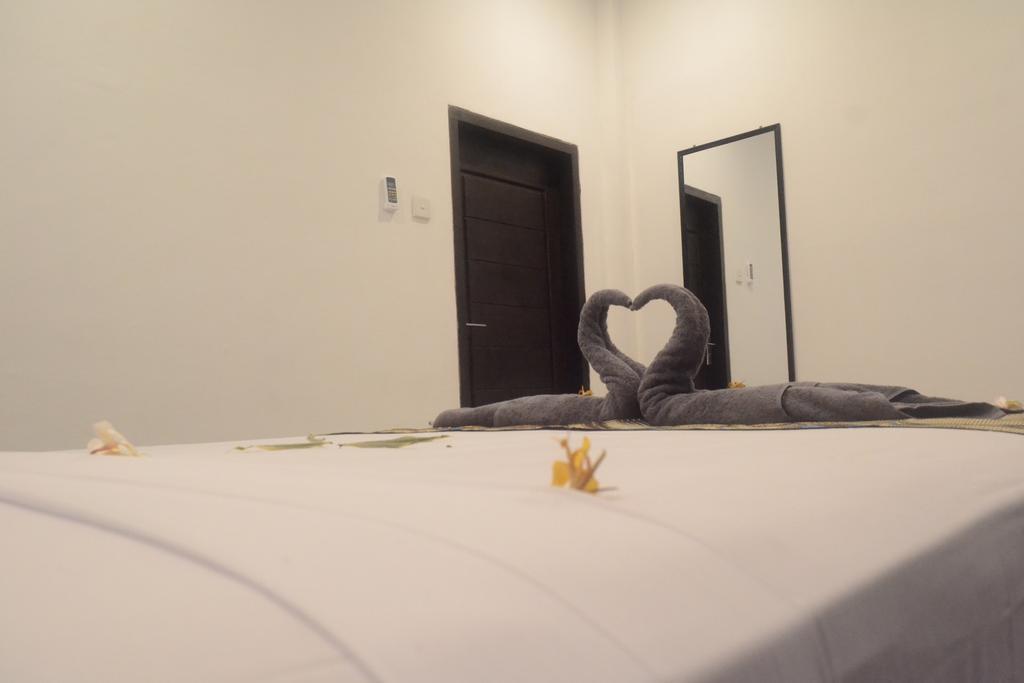 Akalanka Homestay Gili Trawangan Exterior photo